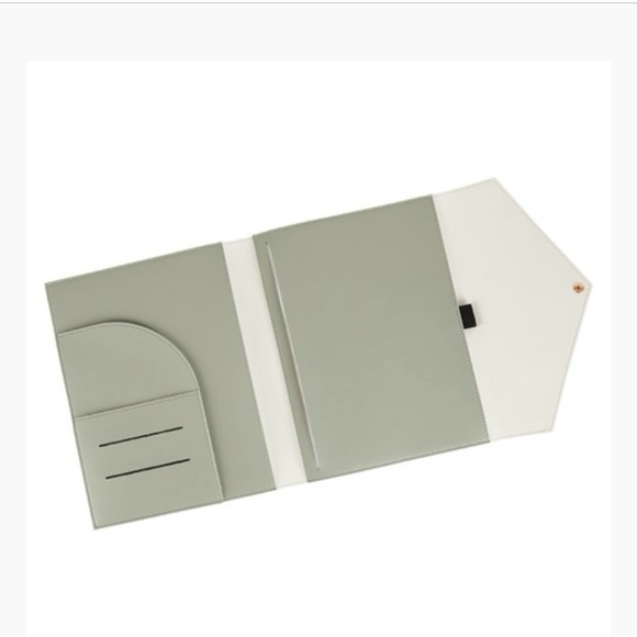 XO, SIENNA Tablet Case + Organizer NEW - Picture 3 of 10